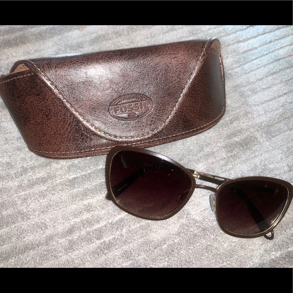 Trendy Brown Fossil Sunglasses